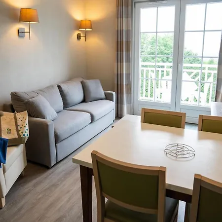 2-guest Retreat With Hot Tub Daire Bagnoles de l'Orne Normandie